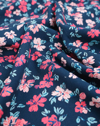 Tissu Viscose Ecovero Bleu Motif Floral Fuchsia - Mercerine