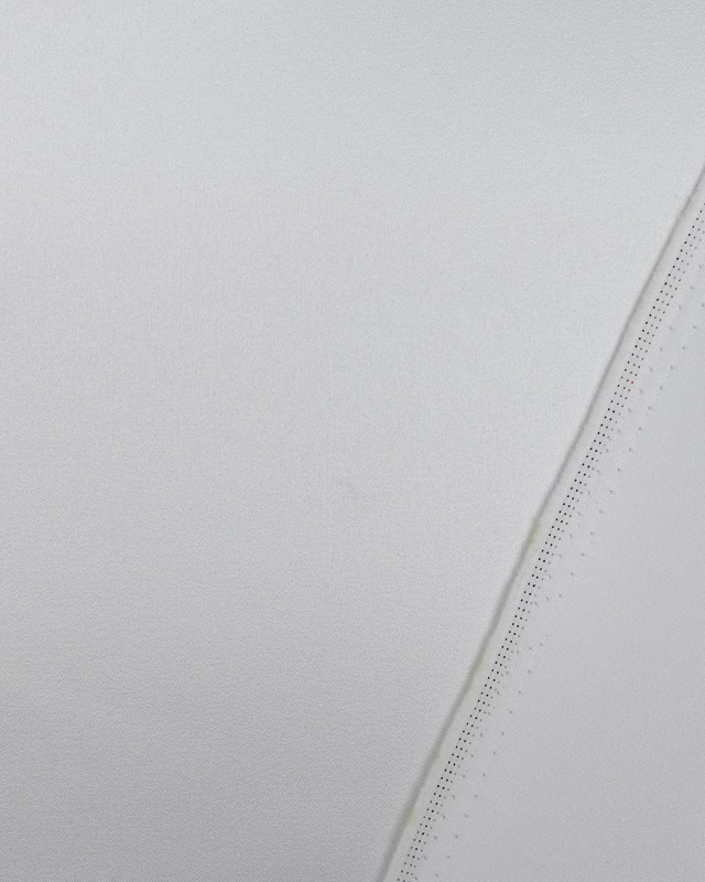Tissu Satin brillant au mètre blanc chaud Adele - Mercerine