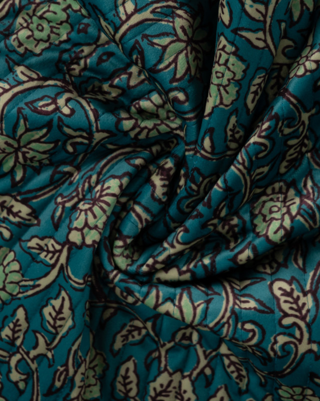 Tissu Velours Matelassé Motif Floral Bleu Pétrole - Mercerine