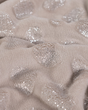 Tissu Polaire Motif Cœur à Pailettes Taupe - Mercerine