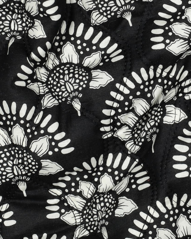 Tissu Matelassé Motif Floral Indien Noir Ecru - Mercerine