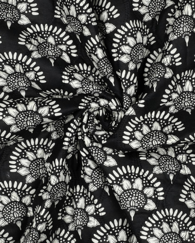 Tissu Matelassé Motif Floral Indien Noir Ecru - Mercerine