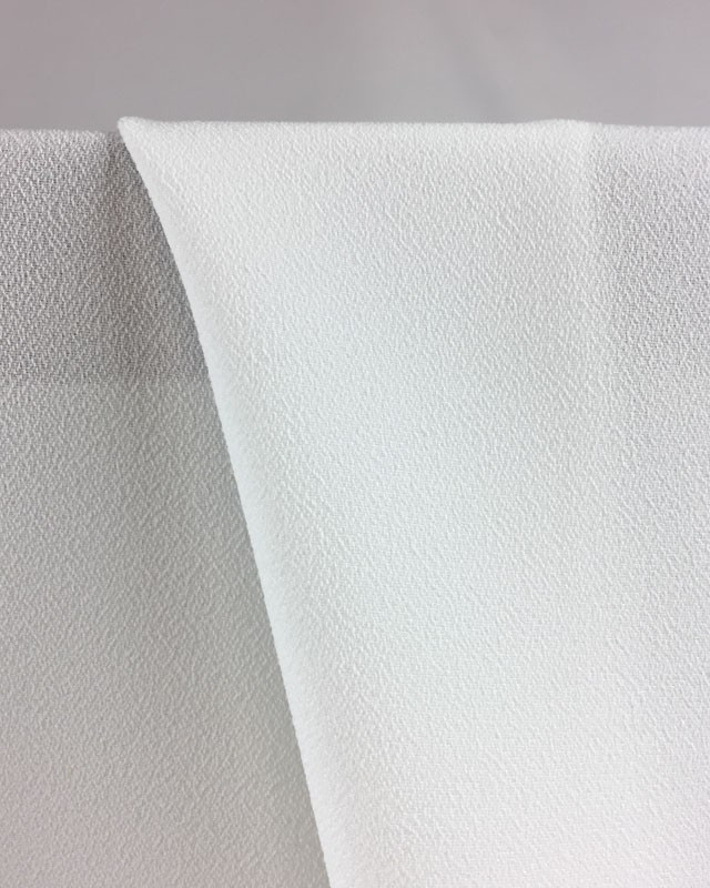 Tissu crêpe envers satin blanc Cristina - par 10cm -  Mercerine