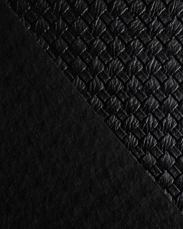 Simili cuir noir au mètre - Tissu tressé - Mercerine
