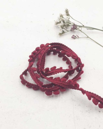 Galon mini pompon rouge bordeaux