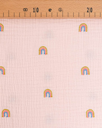 Double gaze de coton brodé arc en ciel rose - Mercerine