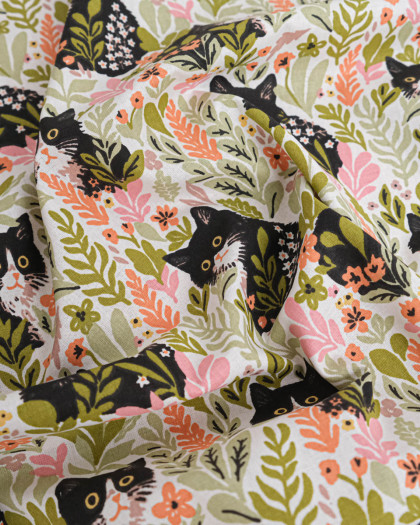 Tissu Coton Motif Chat Dans les Fleurs - Mercerine