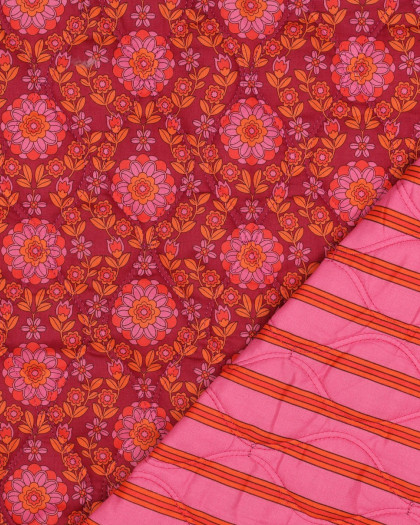 Tissu Matelassé Biface Fleuri Indien et Rayures Bordeaux Fuchsia - Mercerine