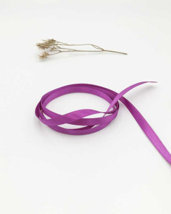 Coupon - Ruban satin violet amarena