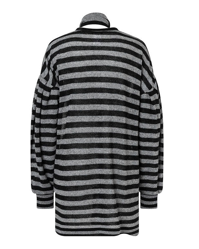 Patron Robe & Pull Burda 5627 - Mercerine