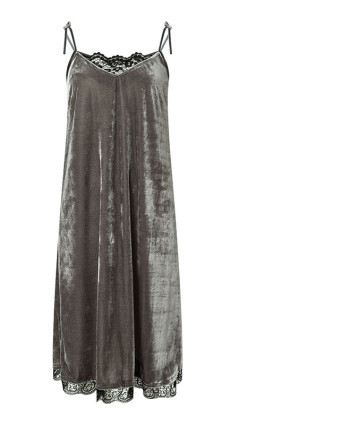 Patron Robe Burda 5662 - Mercerine