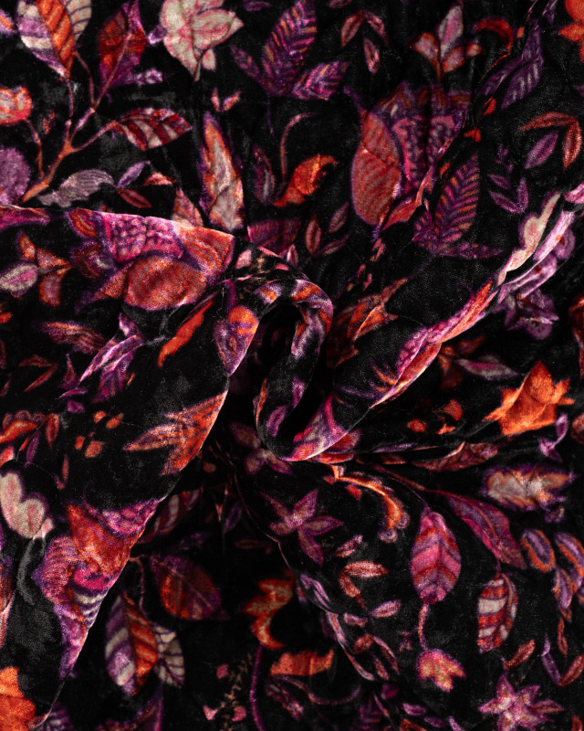 Velours Matelassé Noir Motif Fleuri Mauve - Mercerine