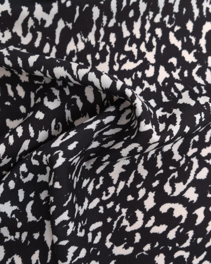 Popeline de Viscose Imprimée Léopard Noir - Mercerine