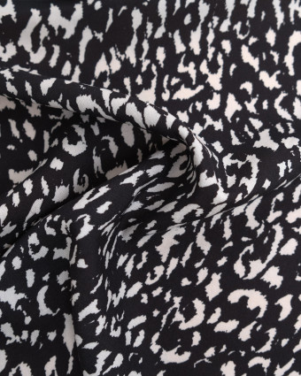 Popeline de Viscose Imprimée Léopard Noir - Mercerine