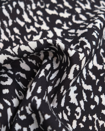 Popeline de Viscose Imprimée Léopard Noir - Mercerine