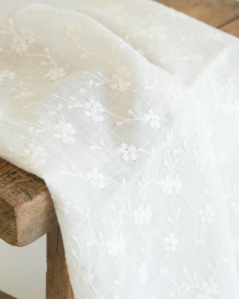 Broderie Anglaise Morning Dew - Mercerine