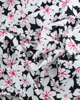 Tissu Lycra Jolie Fleur Blanche et Rose Fond Noir - Mercerine