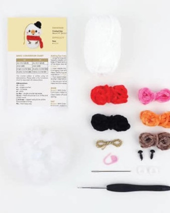 Kit de Crochet Amigurumi Noël Sven le Bonhomme de Neige - DMC - Mercerine