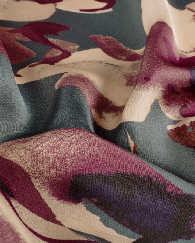 Tissu Satin Duchesse Bleu Gris Motif Floral Aubergine - Mercerine
