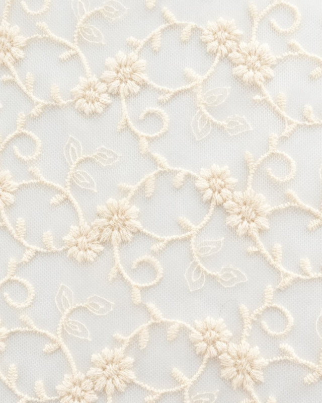 Dentelle sur tulle fleurie écrue au mètre - Mercerine
