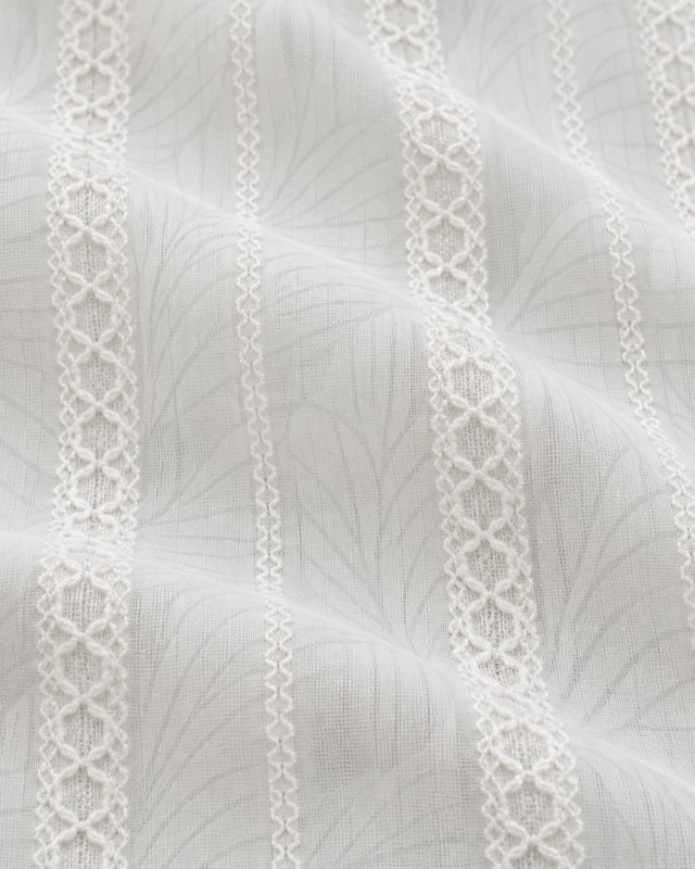 Voile blanc à bandes brodées au mètre - Mercerine