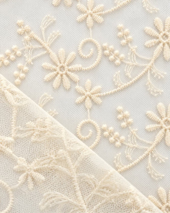 Dentelle sur Tulle Ivoire Brodée Fleurs - Mercerine