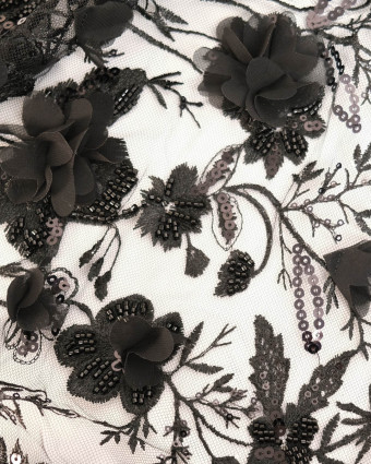 Tulle brodé noir à fleurs en relief - Mercerine