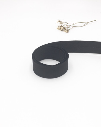 Biais Noir – Finition Couture et Mercerie | Mercerine