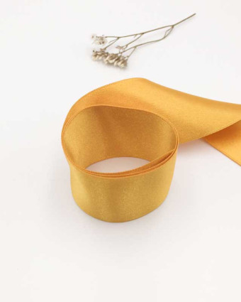 Ruban satin jaune moutarde