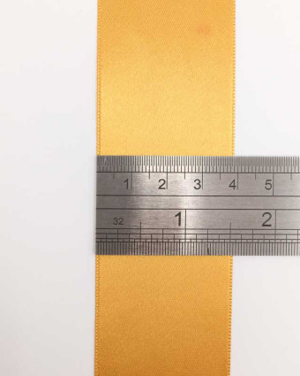 Ruban satin jaune moutarde