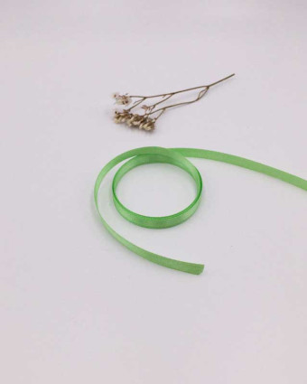 Ruban satin vert amande