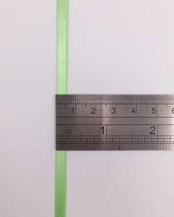 Ruban satin vert amande