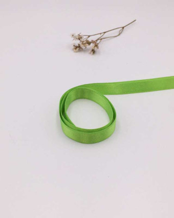 Ruban satin vert authentique