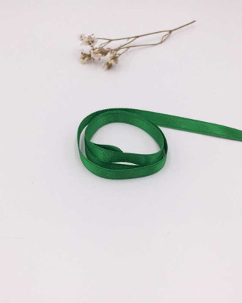 Ruban satin vert profond