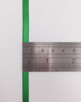 Ruban satin vert profond