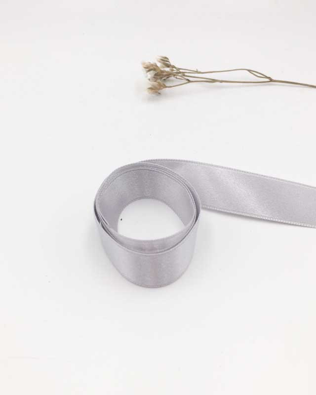 Ruban satin  gris perlé