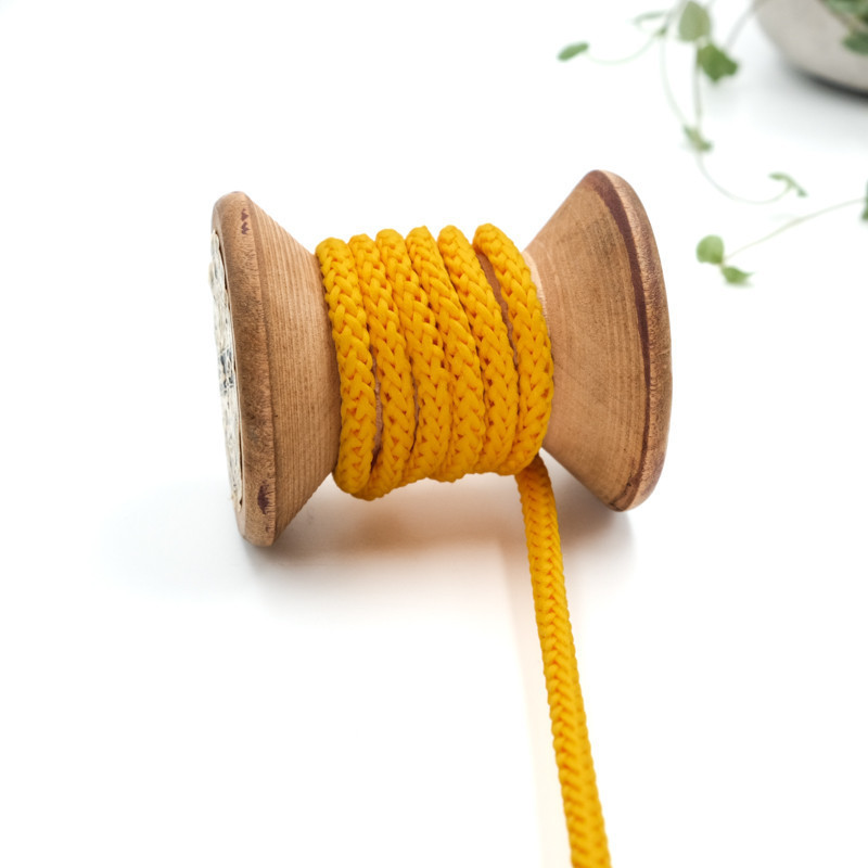 cordon-tricote-au-metre-cordon-rond-au-metre-lacet-au-metre-052-jaune-soleil 