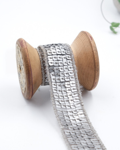 Ruban paillettes sequins vieil argent