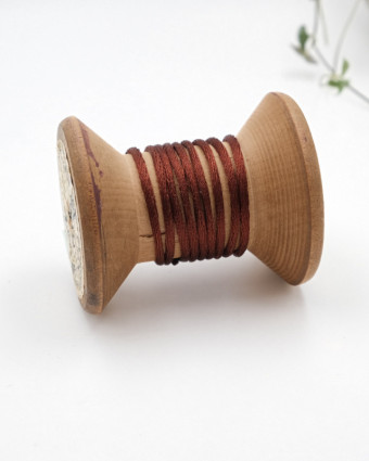 056-queue-de-rat-au-metre-cordon-pas-cher-au-metre-fil-pour-bracelet_marron 