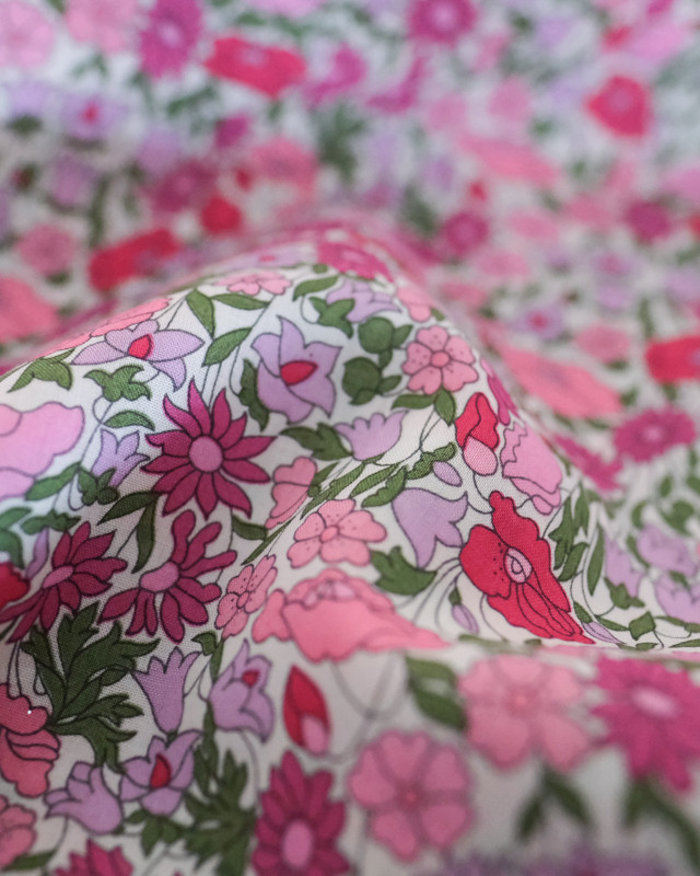 Tissu Liberty Fabrics Poppy forest C Rose  - Mercerine
