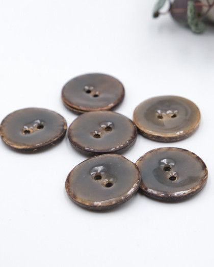  
Boutons Vernis Taupe 