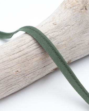 passepoil vert camouflage