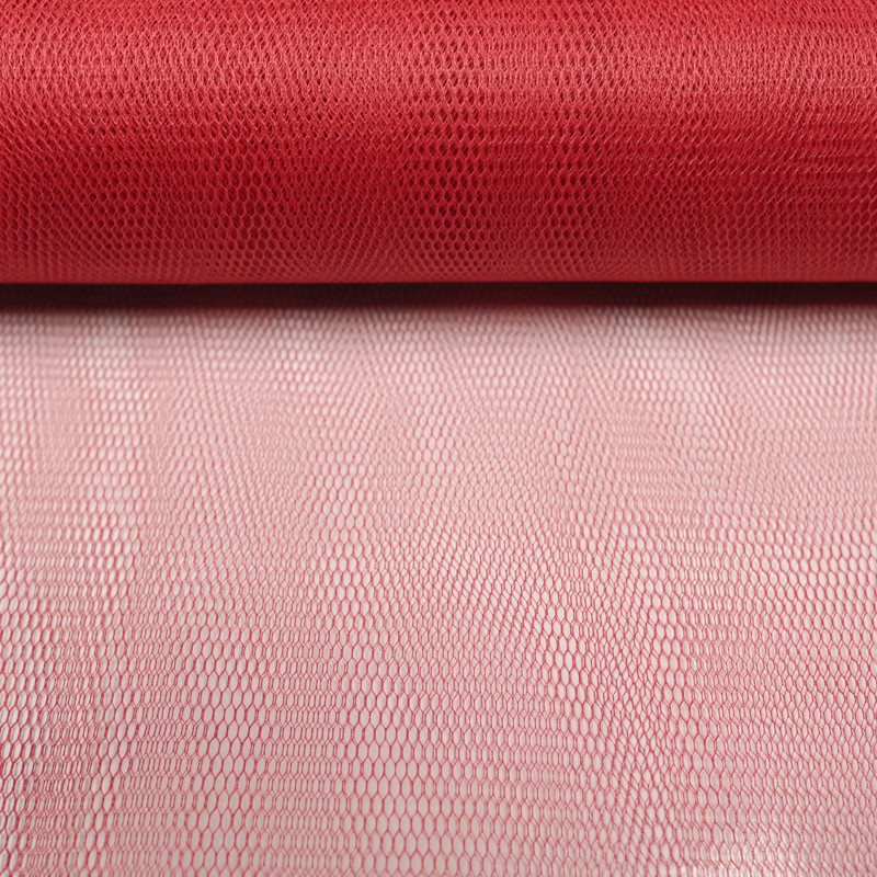 Tulle rouge foncé rigide largeur 150cm - 10cm - Mercerine