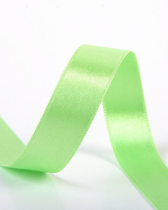 Ruban satin vert amande