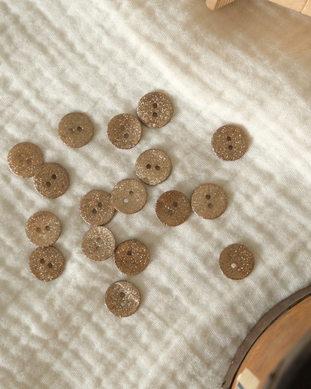 Mercerie en ligne : bouton laiton doré 14mm -  Mercerine